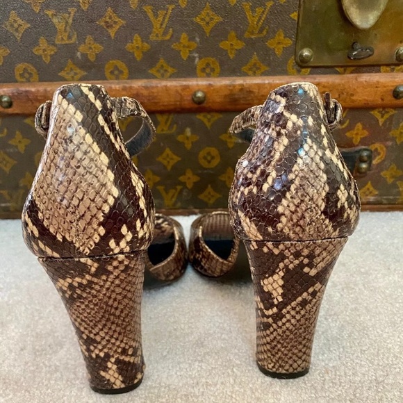 VINTAGE 90s VIA SPIGA SNAKESKIN PYTHON LEATHER HIGH HEELS PUMPS ANKLE STRAP 7.5M - Picture 6 of 9